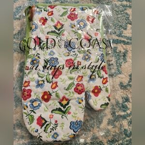 NWT gold coast kitchen linen set